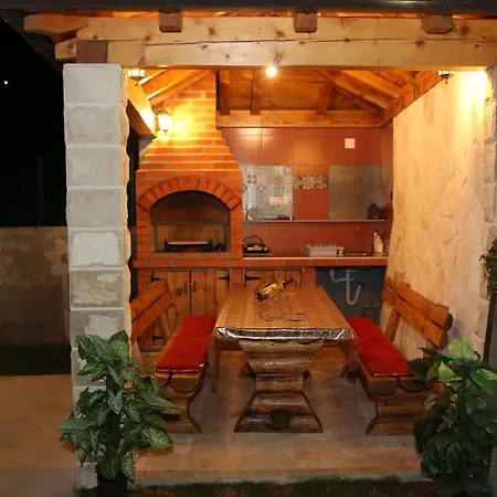 Apartment P&p Apartmans Drapic